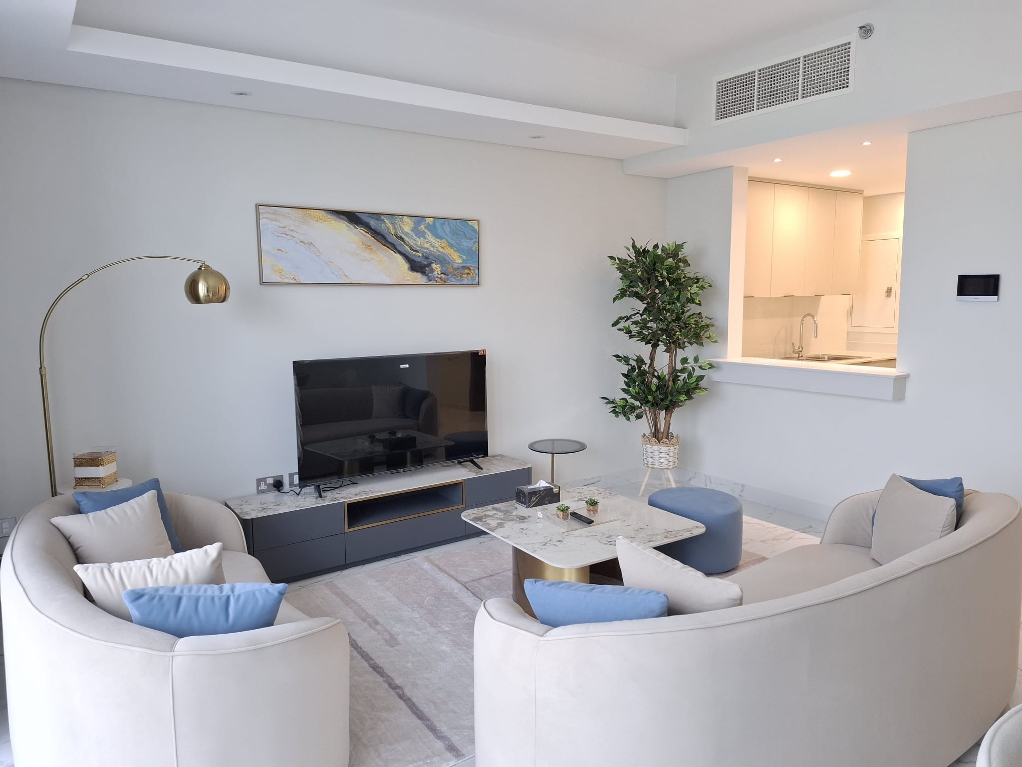 Stylish Brand-New Apartment | Ready to Move In